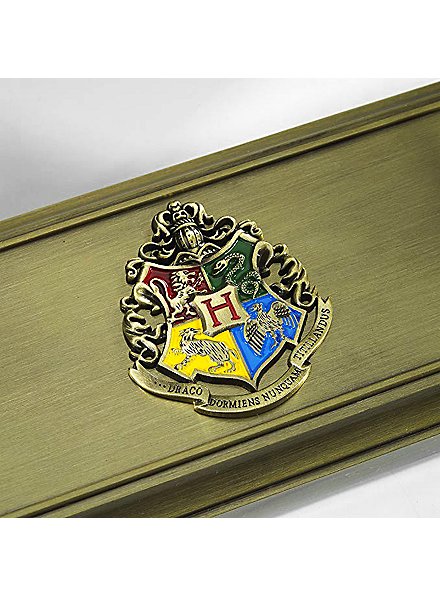 Harry Potter - Magic Wand Stand Hogwarts - maskworld.com